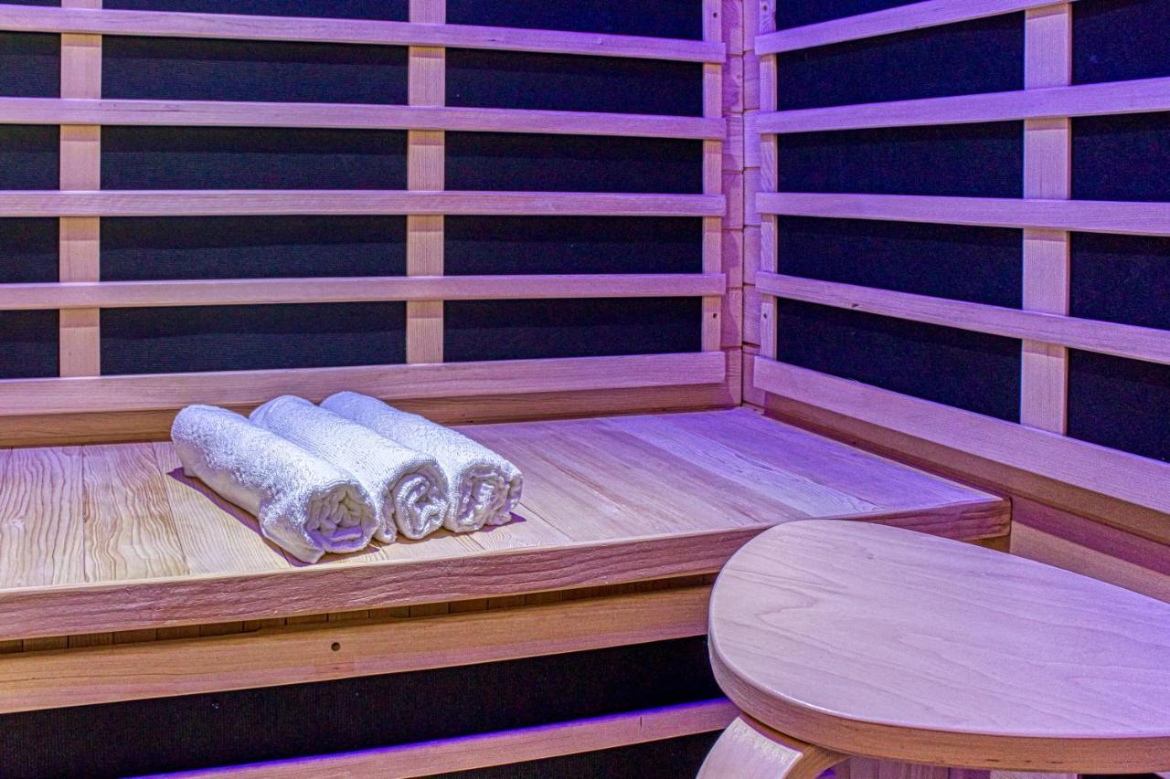 Le Jules Verne - Idealement Situe Avec Sauna Calais Extérieur photo